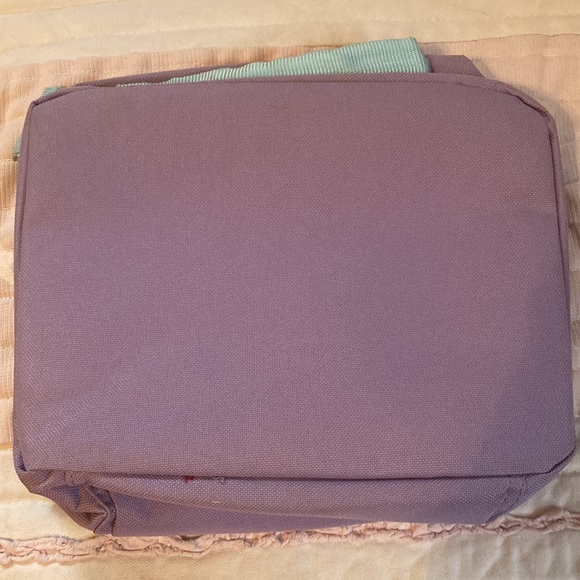 Disney Frozen Elsa Lunch Box - Picture 2 of 5